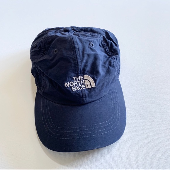 The North Face Accessories - Adjustable Unisex North Face Baseball Cap/Hat